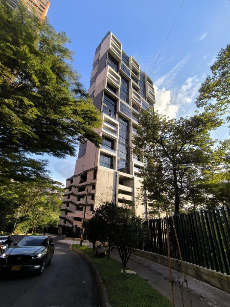 fachadas en vidrio, edificios modernos